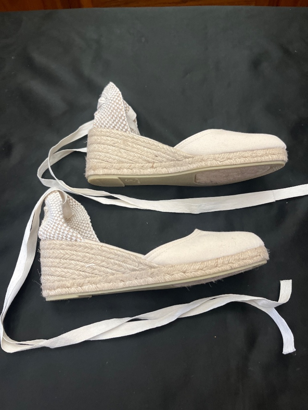 NWOT Cream Color Dalson Brand Espadrille Shoes With Ankle Ties. Sz. 9. - Picture 9 of 11